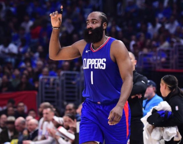 开云体育官网-火箭登降临洛杉矶 5年来系列赛首战未尝一败